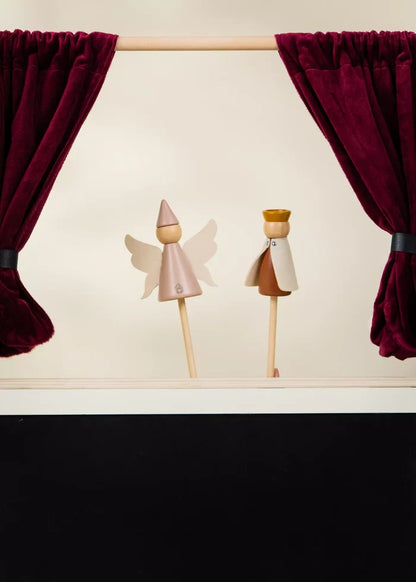 6 Wooden Puppets