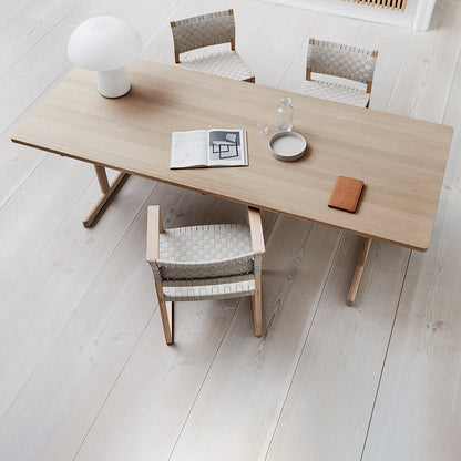 BM62 Armchair - Linen Webbing