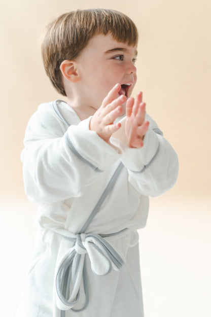 Hooded Bath Robe in Cloud with Storm Trim