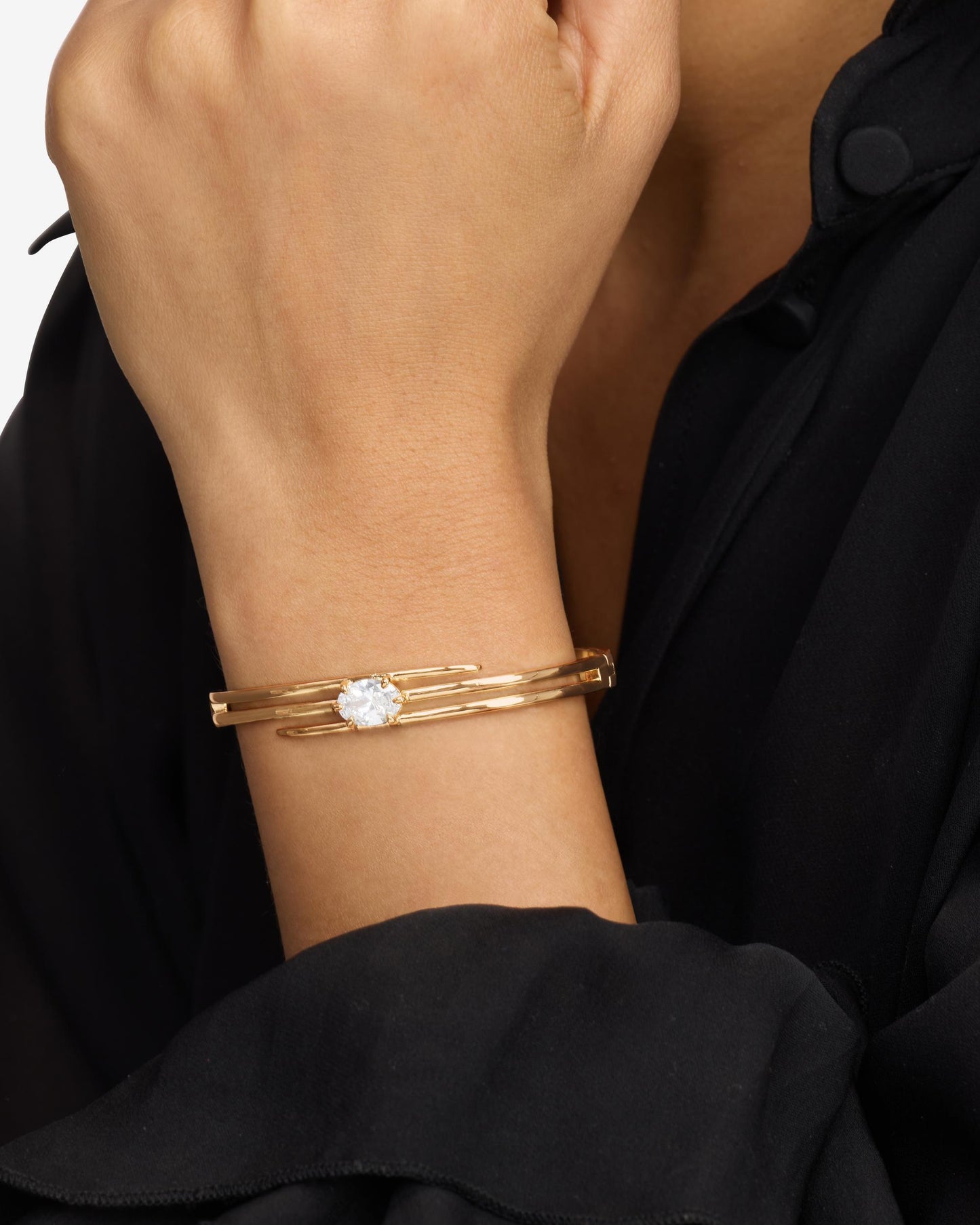 She's on Point Lasso Cuff - Gold|White Diamondettes