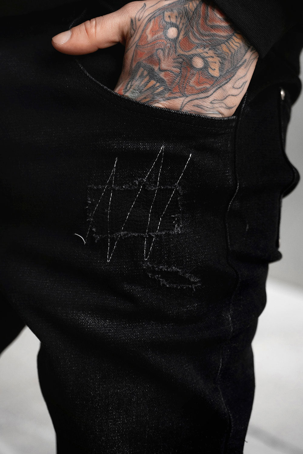 Asylum Scratches Pierced Cargo Pants [Unisex]