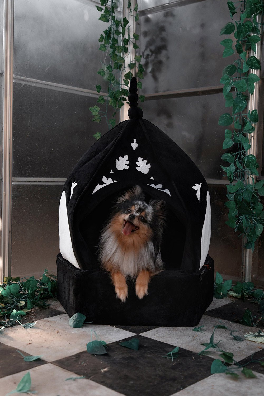 Cathedral Pet Bed