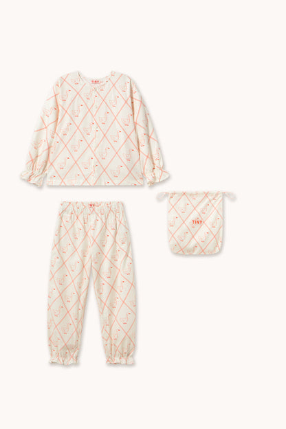 Geese Set in Off-White