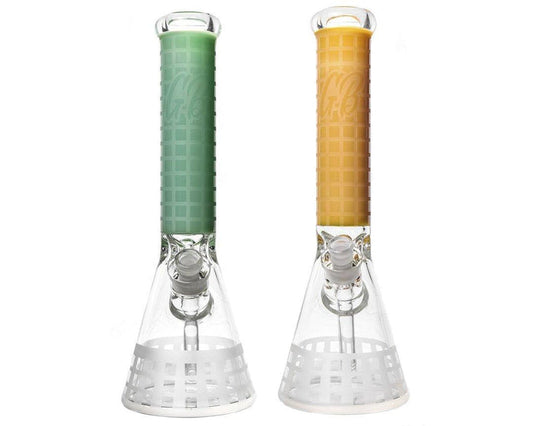 Green Bear 14 Inch Sandblasted Grid Beaker: 7mm Glass, Grid Perc, Sandblasted Design, Durable Bong, 14mm Joint