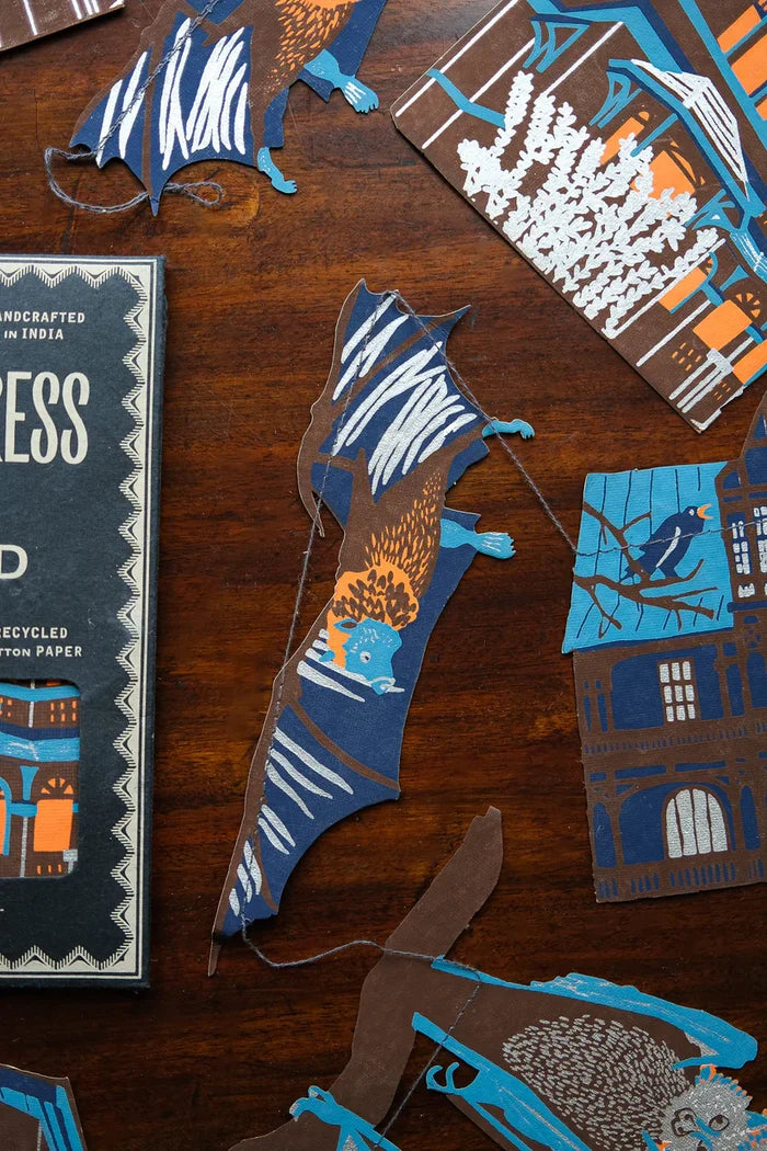 Haunted House Garland