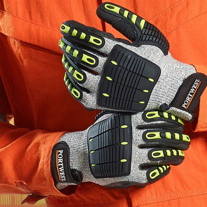 Portwest A729 Cut C Anti Impact Thermal Gloves with Nitrile Foam Palm Coating - 13g