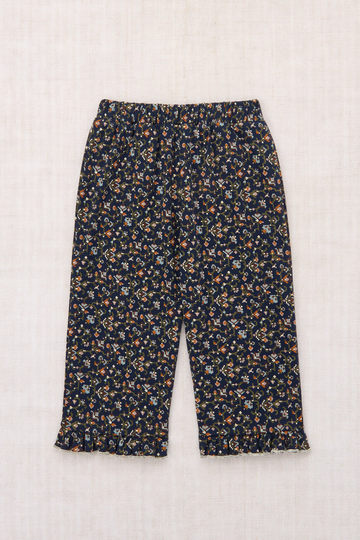 Ruffle Pedal Pusher in Astronomy Millefleurs