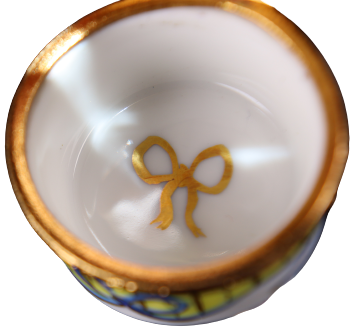 SKU# 7685 - Small Round Box Recamier Jaune