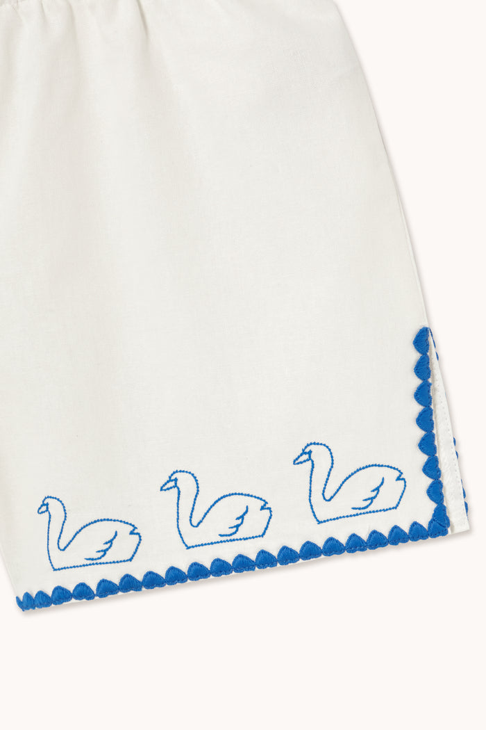 Swans Linen Shorts in Off White